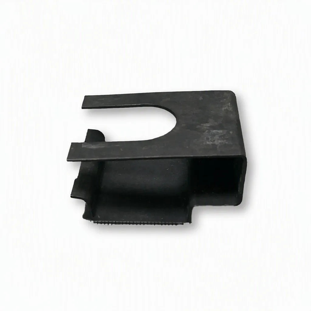 Clevis Clip Coats (AM8181912)